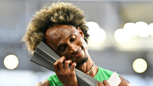 Alison dos Santos &eacute; campe&atilde;o do Mundial de Atletismo Ultimate com 3&ordm; melhor tempo da hist&oacute;ria