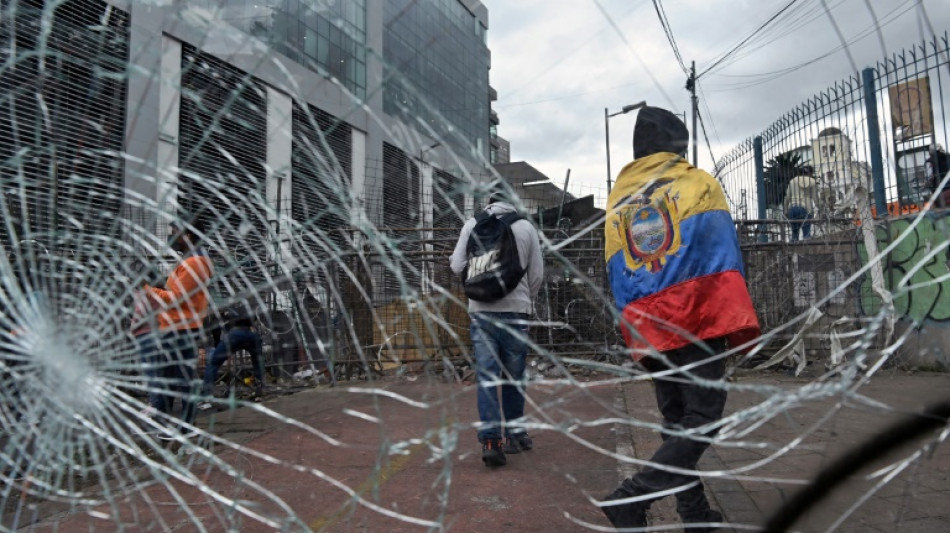 L'Equateur va baisser le prix des carburants pour tenter d'&eacute;teindre les manifestations