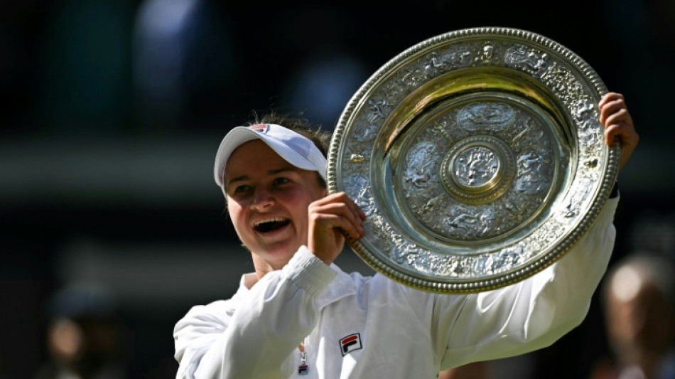 Tennis: la Tch&egrave;que Barbora Krejcikova remporte Wimbledon, son 2e titre du Grand Chelem