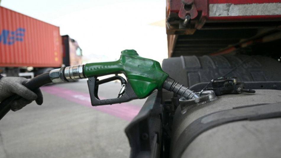 Oil stays above $100, stocks slide tracking Mideast war 