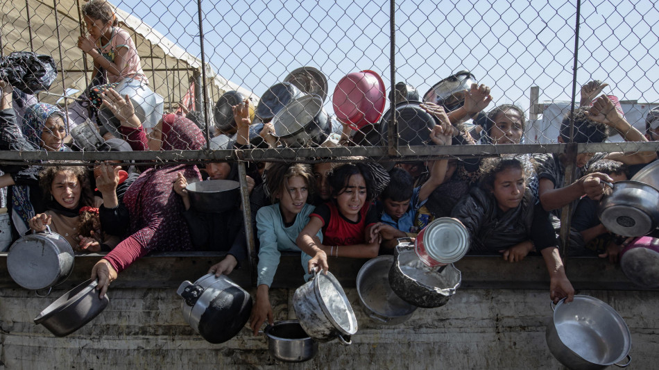 Media, attacco israeliano nel sud di Gaza, ucciso un bambino