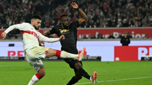 Stuttgart vence Augsuburg de virada (3-2) e &eacute; 4&ordm; colocado na Bundesliga