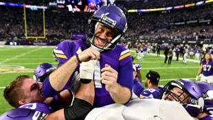 Vikings clinch division with historic comeback win