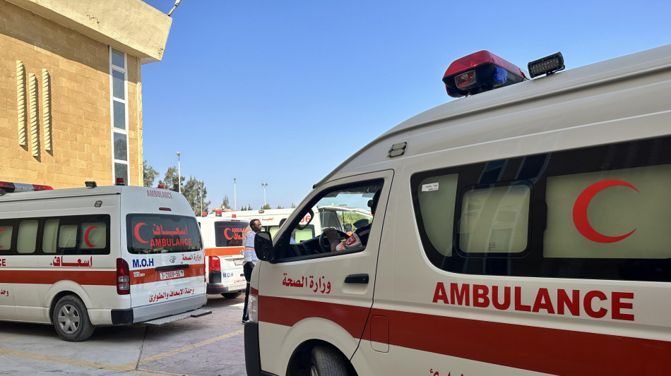 Oms, evacuati i primi 41 malati da Gaza