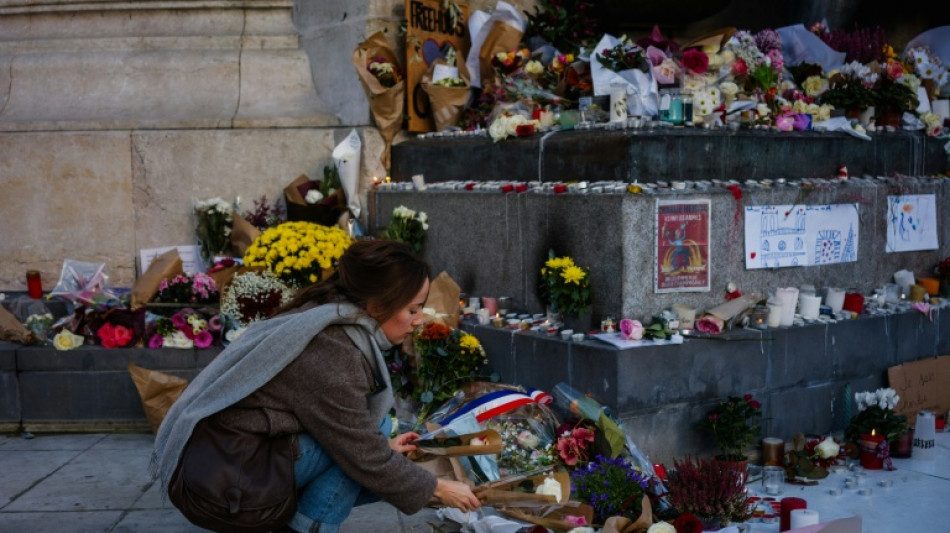 A 'dor permanece', diz Macron 10 anos após os atentados de Paris