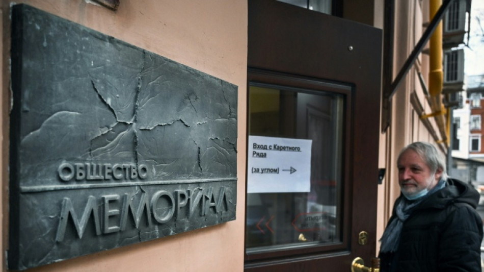 Cinq choses &agrave; savoir sur Memorial, ONG russe des droits humains d&eacute;clar&eacute;e "extr&eacute;miste"