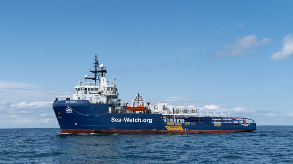 Sea watch, Enac ferma aereo Seabird per venti giorni