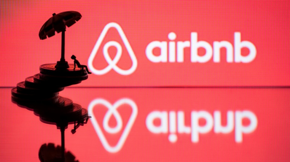 "Niche fiscale Airbnb" et outils pour les maires: le S&eacute;nat r&eacute;gule le march&eacute; des meubl&eacute;s touristiques