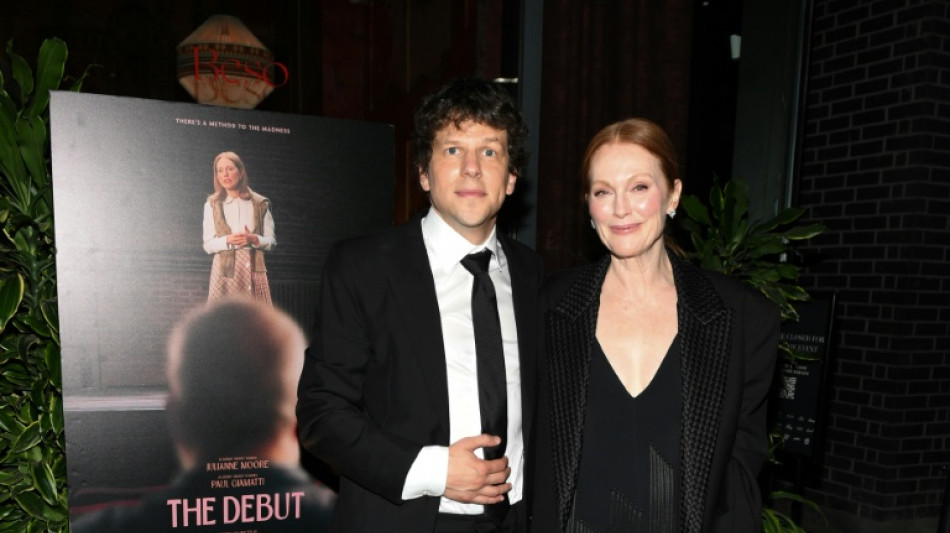 Jesse Eisenberg dren&oacute; su intensidad emocional en "The Debut"