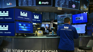 Wall Street ouvre en hausse apr&egrave;s l'annonce de nouveaux droits de douane