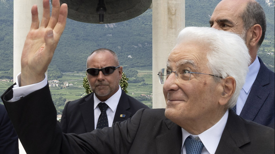 Mattarella, grati a Guardia Costiera per senso dovere e umanità