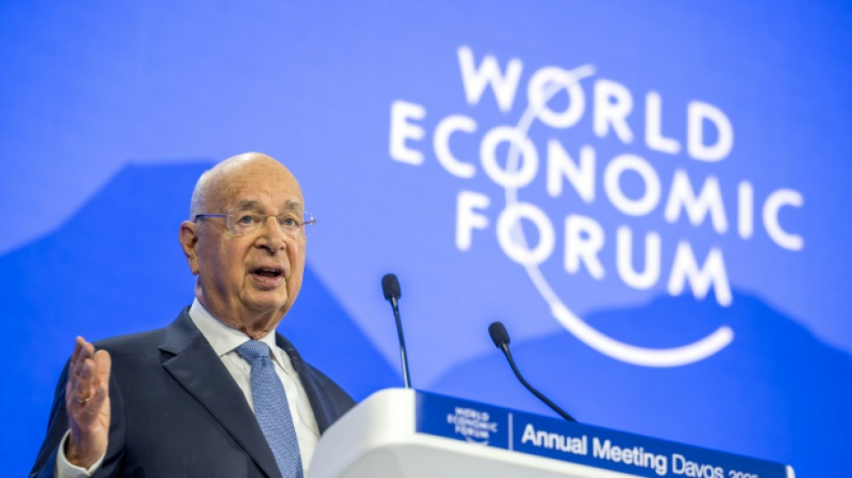 El Foro Económico Mundial abre una investigación contra su fundador