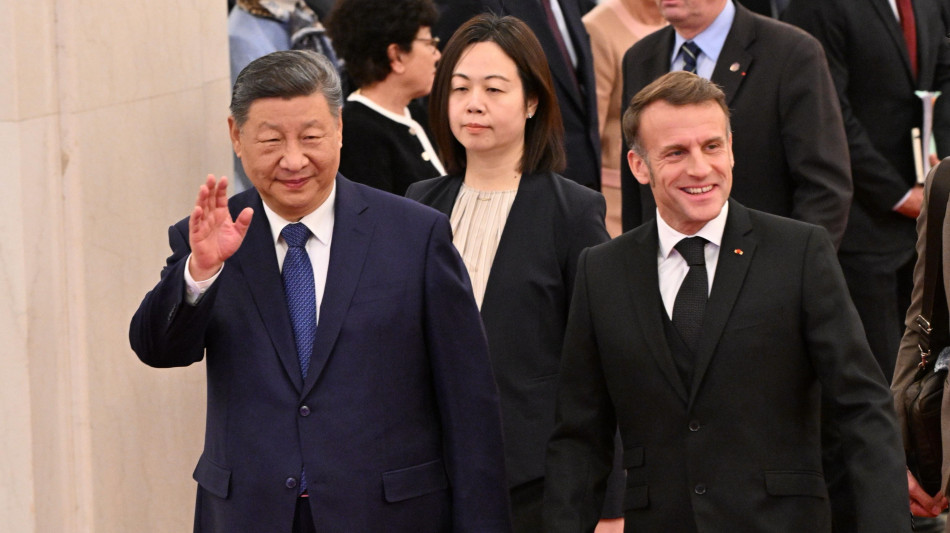 Macron, 'dazi alla Cina se non riduce il deficit con l'Ue'
