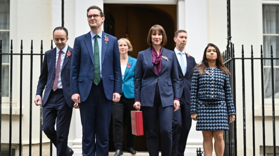 Dimite una ministra brit&aacute;nica por sospechas de corrupci&oacute;n en Banglad&eacute;s