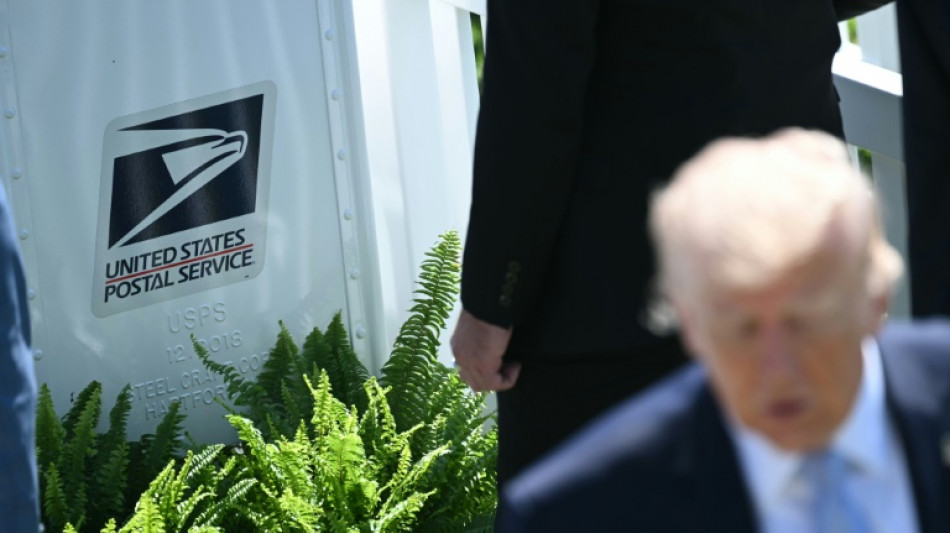 Trump fustige une d&eacute;cision "horrible" de la Cour supr&ecirc;me sur le vote par correspondance