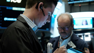 Wall Street termine en baisse, le tassement n'inqui&egrave;te pas les investisseurs